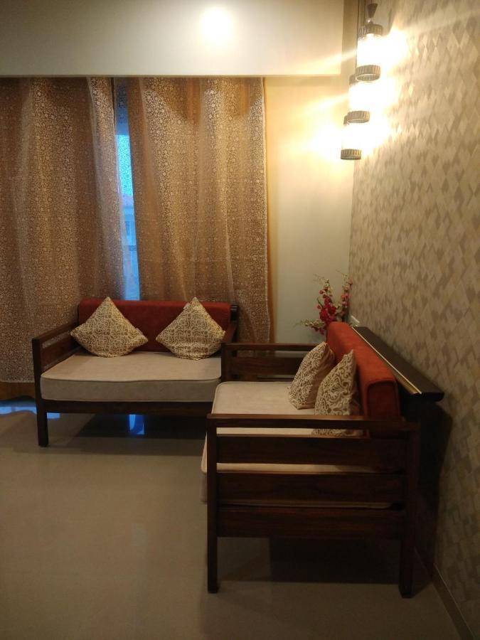 Parishreya Holiday Home 로나발라 외부 사진