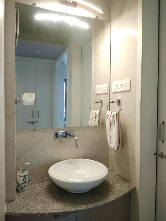 Parishreya Holiday Home 로나발라 외부 사진