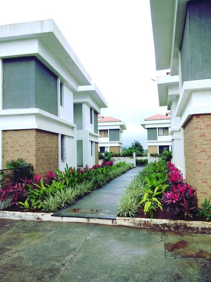 Parishreya Holiday Home 로나발라 외부 사진